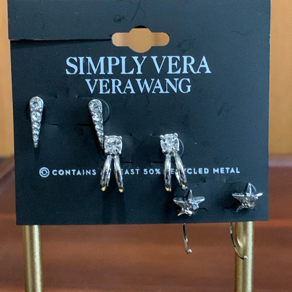NWT Simply Vera Vera Wang silver tone 3 pair set of earrings